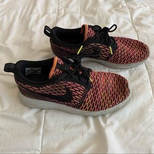 Nike Roshe Shoes